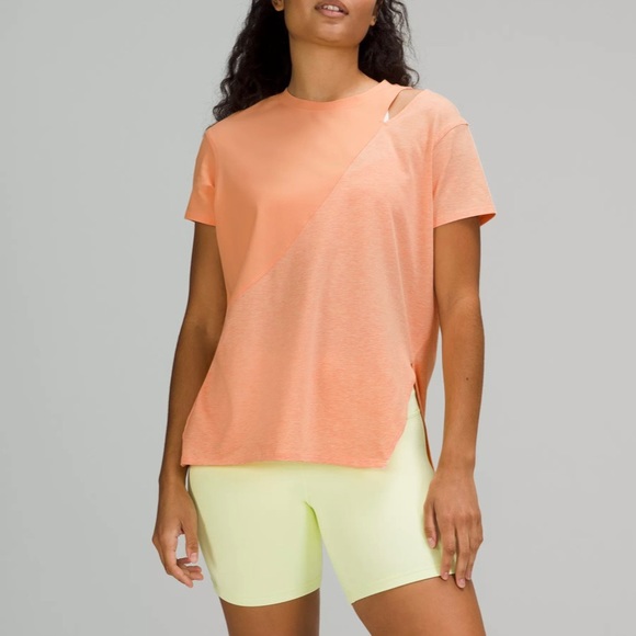 lululemon athletica Tops - Lululemon LA Relaxed Tee Malibu Peach/Heathered Pink Sorbet Size 6